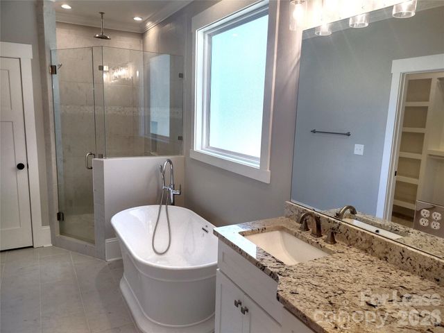 1716 Berryhill Road, Charlotte, NC 28208