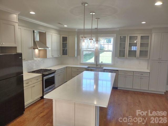 1716 Berryhill Road, Charlotte, NC 28208