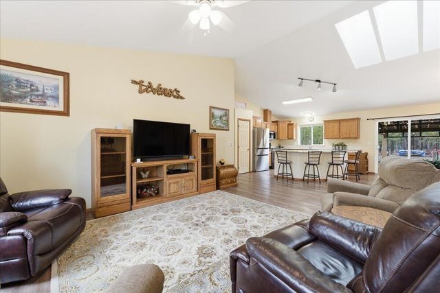 51475 Wheeler Road, La Pine, OR 97739