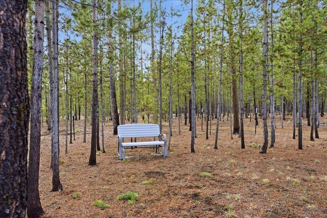 51475 Wheeler Road, La Pine, OR 97739