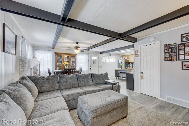 11276 Ocalla Drive, Warren, MI 48089