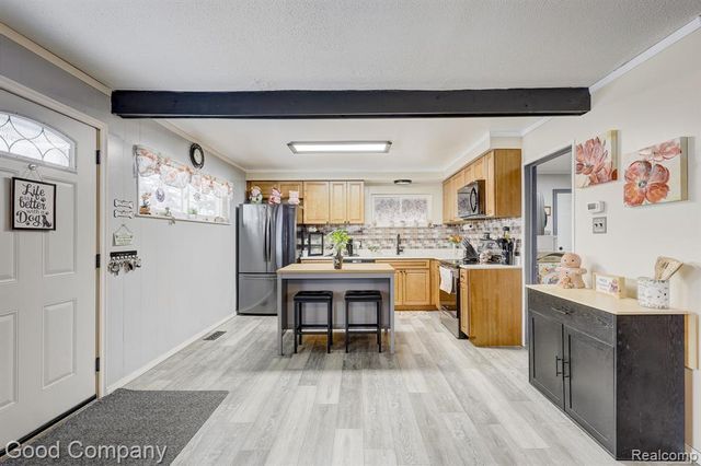 11276 Ocalla Drive, Warren, MI 48089