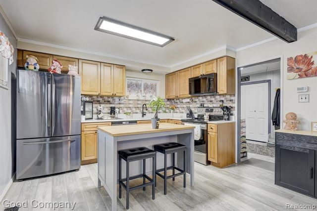 11276 Ocalla Drive, Warren, MI 48089