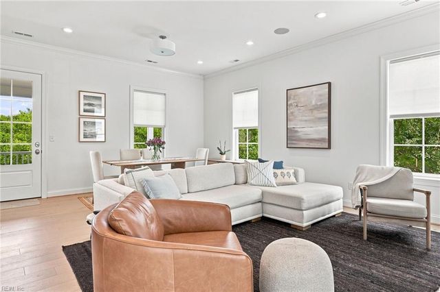 9553 23rd Bay ST, Norfolk, VA 23518