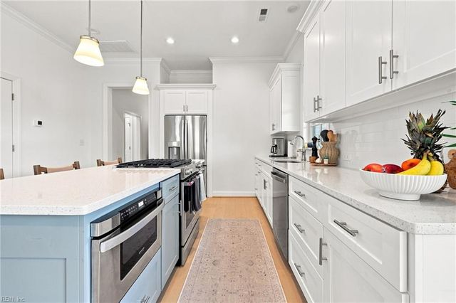 9553 23rd Bay ST, Norfolk, VA 23518