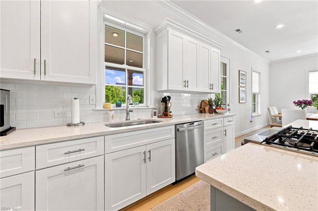 9553 23rd Bay ST, Norfolk, VA 23518