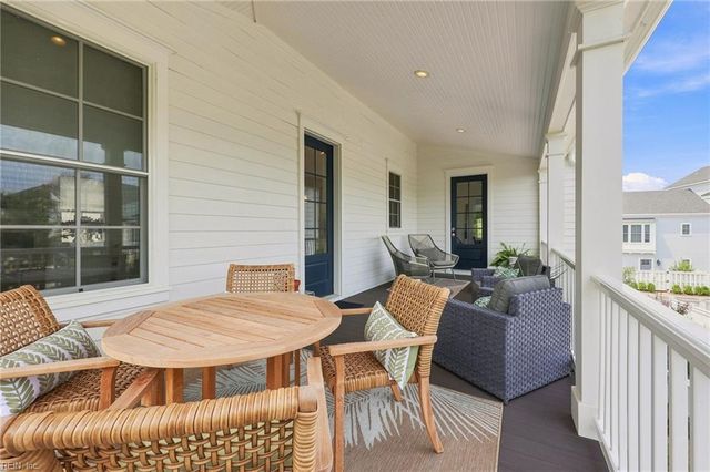 9553 23rd Bay ST, Norfolk, VA 23518