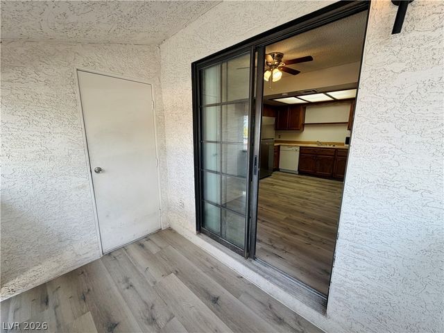 6619 West Tropicana Avenue 202, Las Vegas, NV 89103