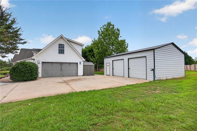 748 S Ola Road, Mcdonough, GA 30252