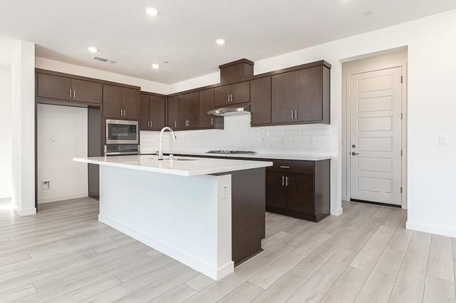 3063 Benetti Street, Lathrop, CA 95330