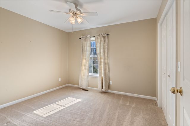 101 Garden View Ct, Dickson, TN 37055