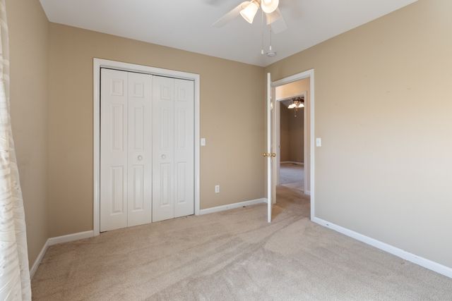 101 Garden View Ct, Dickson, TN 37055