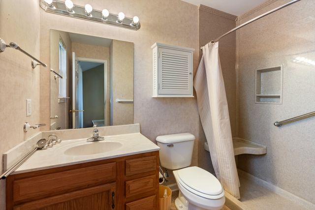 101 Garden View Ct, Dickson, TN 37055