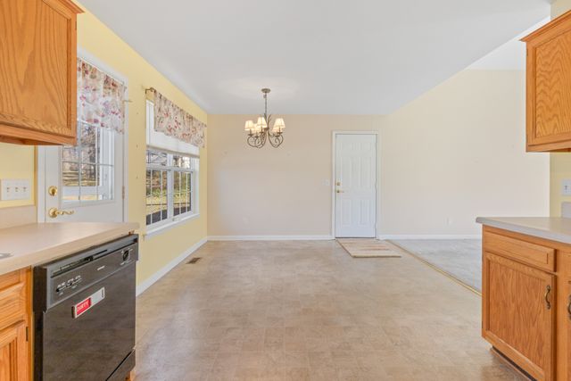 101 Garden View Ct, Dickson, TN 37055