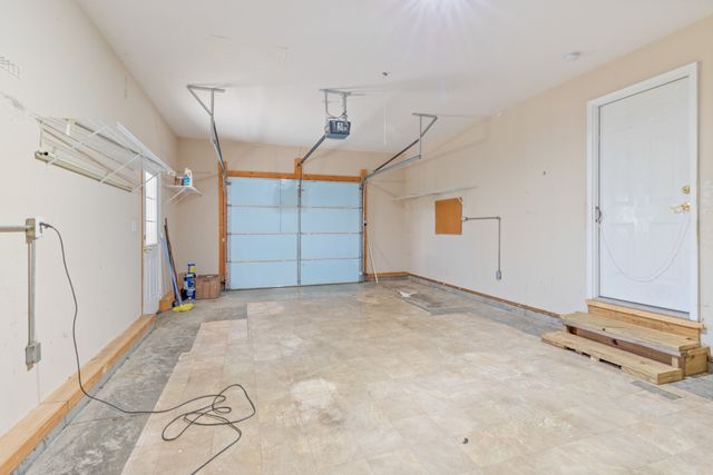 101 Garden View Ct, Dickson, TN 37055