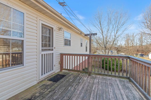 101 Garden View Ct, Dickson, TN 37055