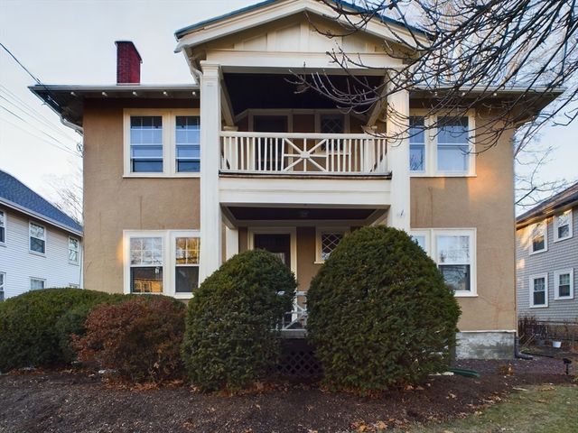 25 Rowe St 1, Newton, MA 02466