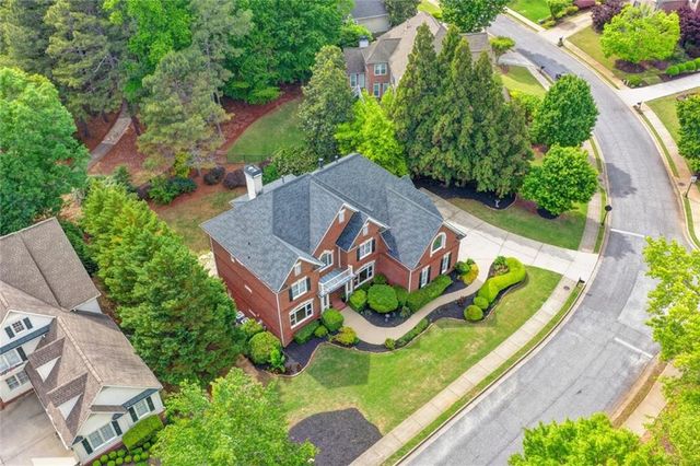 855 Autumn Close, Alpharetta, GA 30004