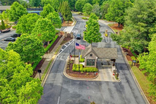 855 Autumn Close, Alpharetta, GA 30004