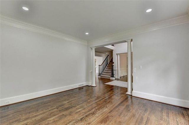 855 Autumn Close, Alpharetta, GA 30004