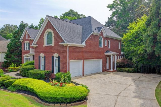855 Autumn Close, Alpharetta, GA 30004