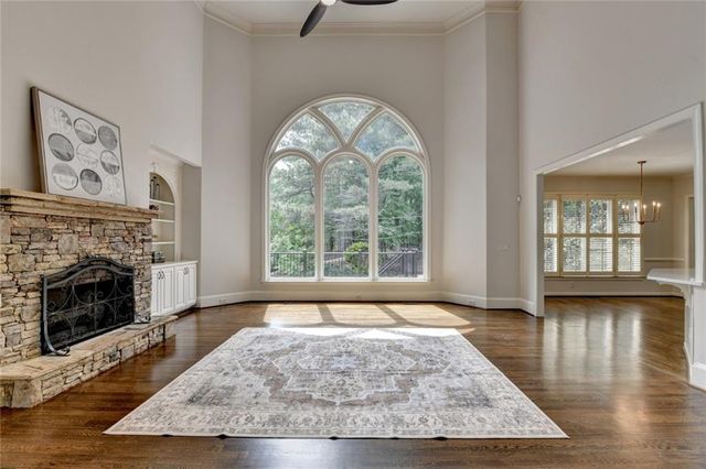 855 Autumn Close, Alpharetta, GA 30004