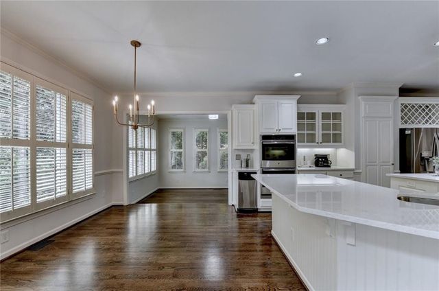 855 Autumn Close, Alpharetta, GA 30004