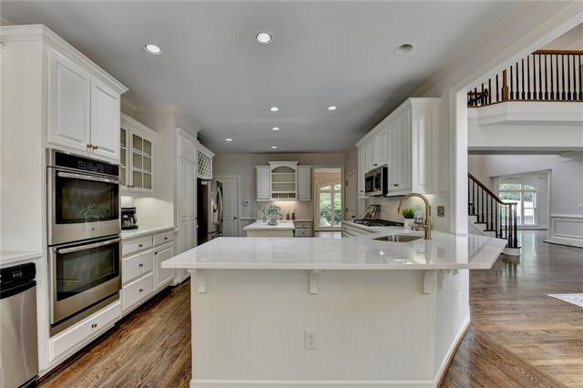 855 Autumn Close, Alpharetta, GA 30004