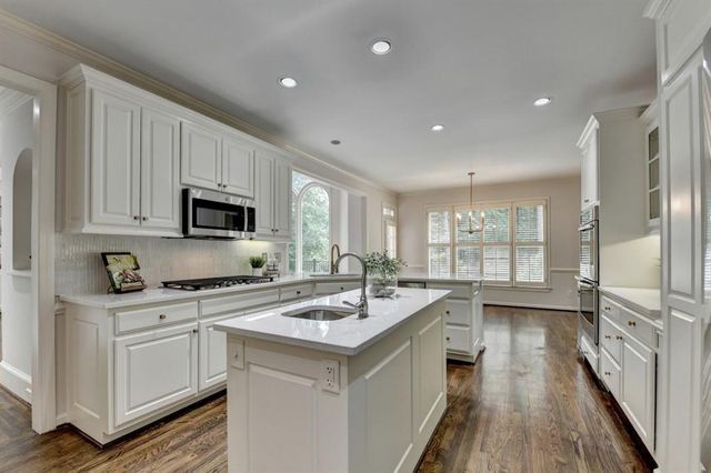 855 Autumn Close, Alpharetta, GA 30004