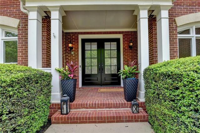 855 Autumn Close, Alpharetta, GA 30004