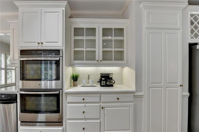 855 Autumn Close, Alpharetta, GA 30004