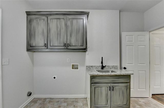855 Autumn Close, Alpharetta, GA 30004