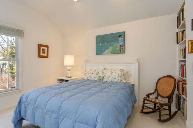 64 Falling Leaf Lane, Osterville, MA 02655