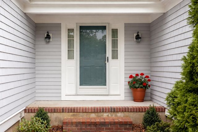 64 Falling Leaf Lane, Osterville, MA 02655