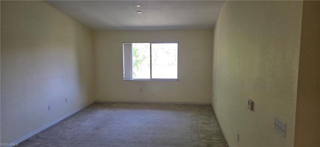 8287 Key Royal LN 1533, Naples, FL 34119