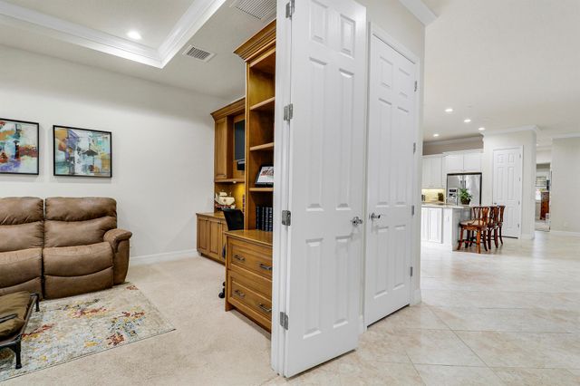 1123 Turnbridge Drive, Jupiter, FL 33458