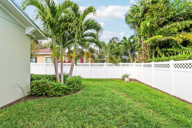 1123 Turnbridge Drive, Jupiter, FL 33458