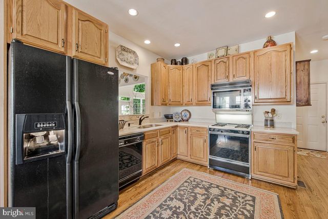 8929 COLESVILLE RD, Silver Spring, MD 20910