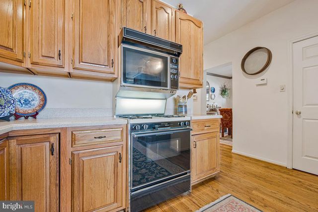 8929 COLESVILLE RD, Silver Spring, MD 20910