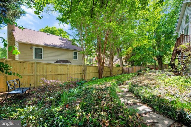 8929 COLESVILLE RD, Silver Spring, MD 20910