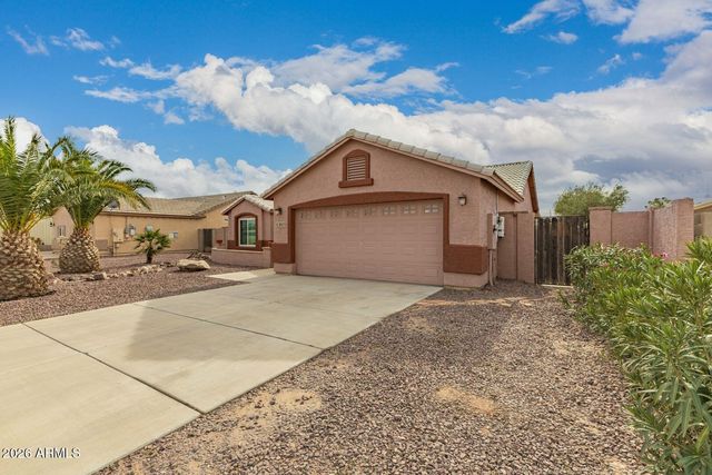 9035 W REVENTON Drive, Arizona City, AZ 85123
