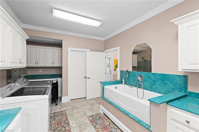 3052 Greenhouse Road, Winston-salem, NC 27127
