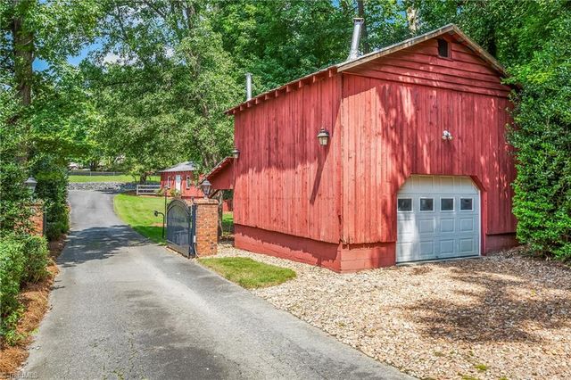 3052 Greenhouse Road, Winston-salem, NC 27127