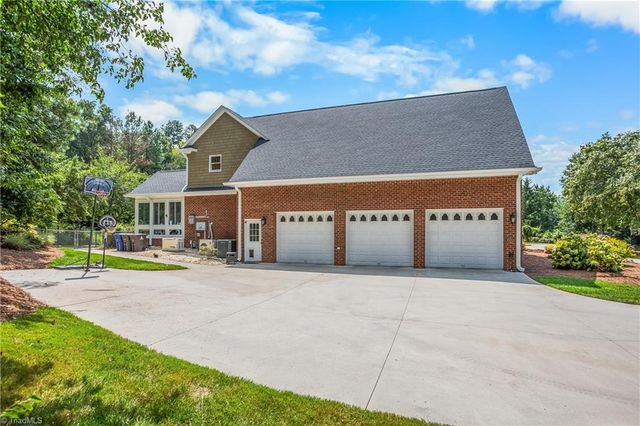 3052 Greenhouse Road, Winston-salem, NC 27127