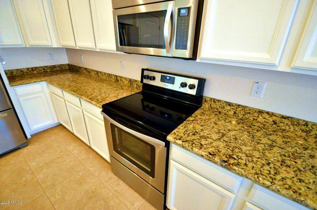 1050 E Detroit Street, Chandler, AZ 85225