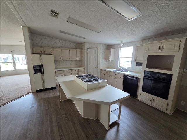 9236 DENMARSH DRIVE, Brooksville, FL 34613