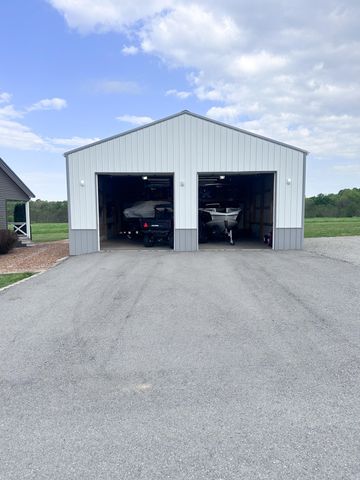 193 Highway 1383 O8, Russell Springs, KY 42642