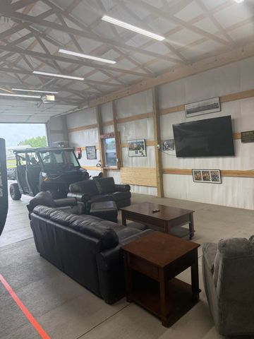 193 Highway 1383 O8, Russell Springs, KY 42642