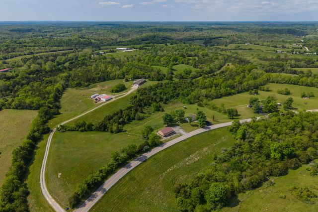 3400 Talmage Mayo Road, Salvisa, KY 40372
