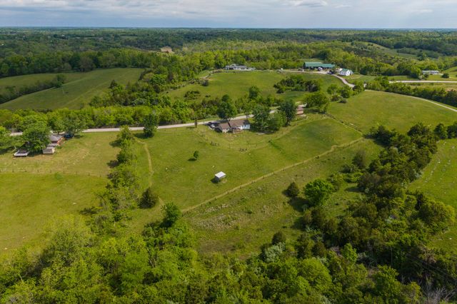 3400 Talmage Mayo Road, Salvisa, KY 40372